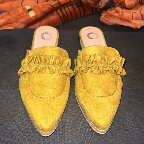 Journee Collection Shoes - Women’s Journee  flat mules, dressy shoes , size 8, excellent condition